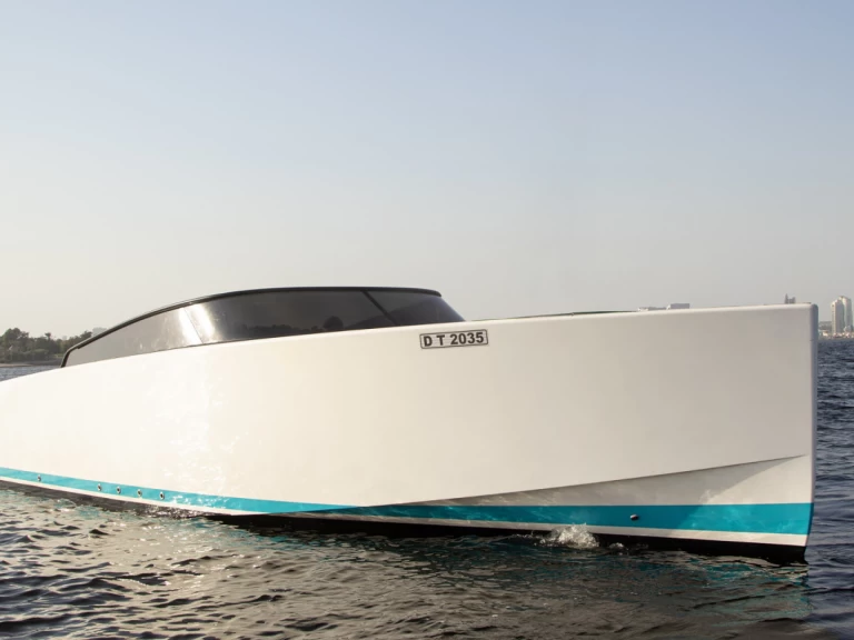 Rent a VanDutch VanDutch 40 Dubai Marina