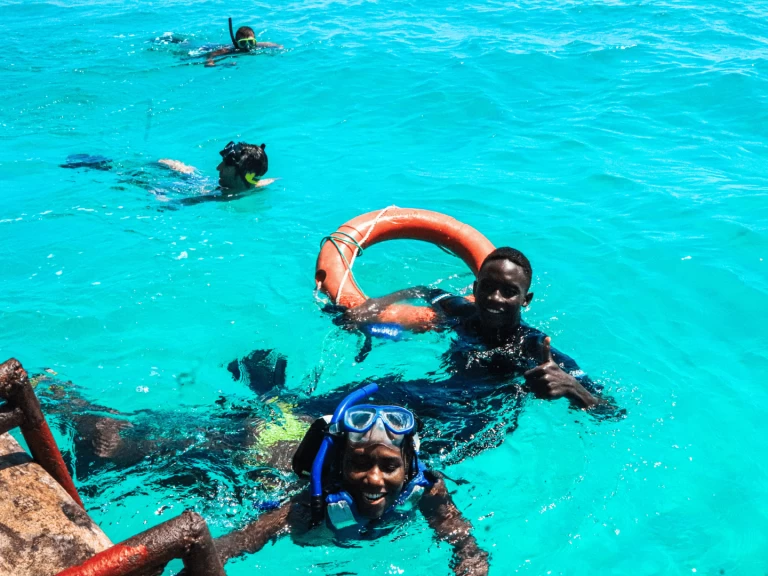 Rent a Custom Made Custom made Kendwa