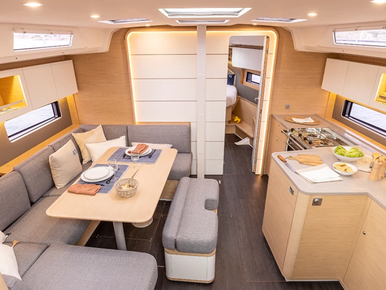 Rent a Dufour Dufour 41 Palermo