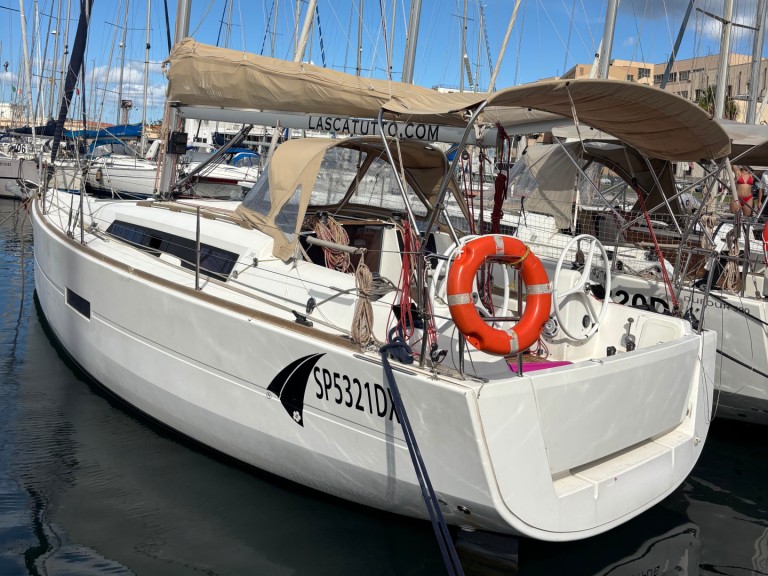 Sailboat rental in Palermo - Dufour Dufour 310 Grand Large