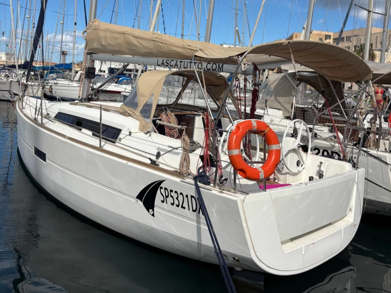 Sailboat rental in Palermo - Dufour Dufour 310 Grand Large