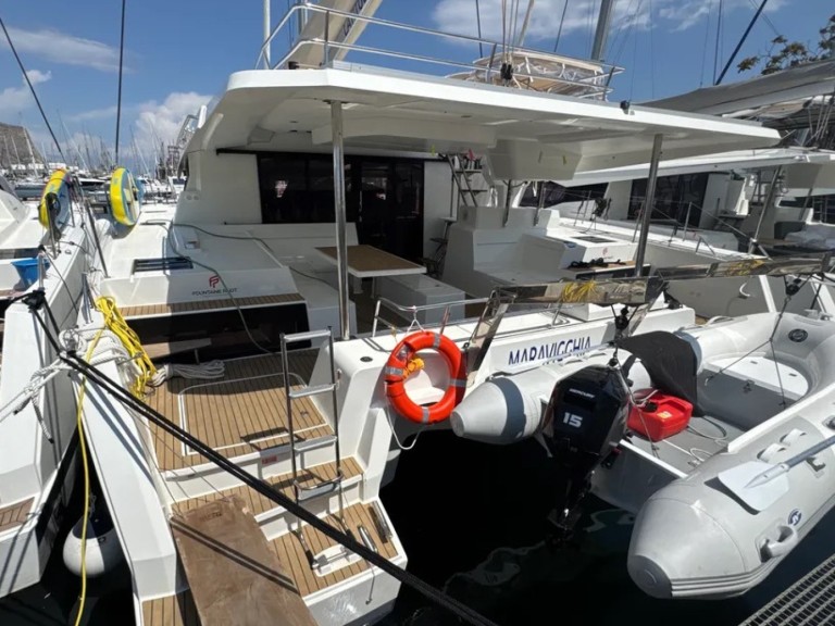 Catamaran rental with or without captain Fountaine Pajot Palermo