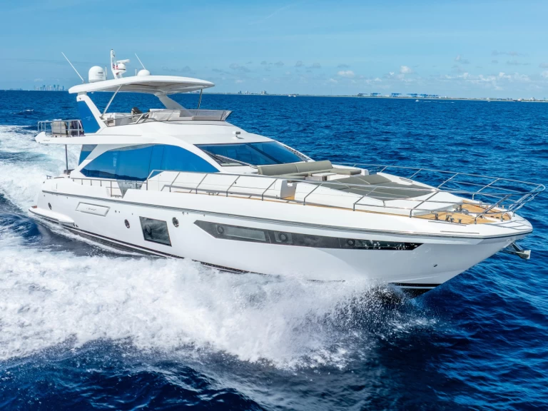 Luxury Yacht rental in Miami - Azimut Azimut 72 Fly