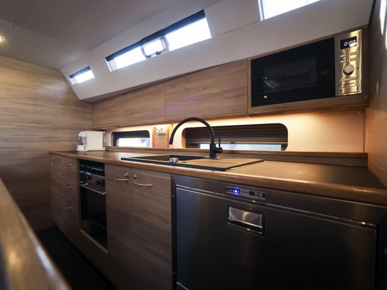 Bareboat Rental Sailboat D&D Yacht with a boat licence