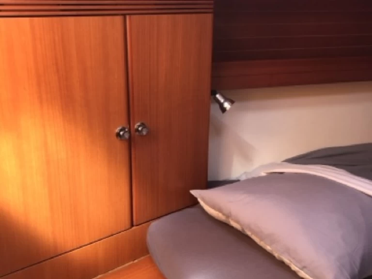 Rent a Dufour Dufour 34 Pointe-à-Pitre