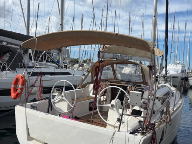 Rent a Dufour Dufour 310 Grand Large Palermo