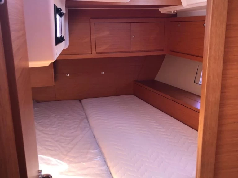 Dufour Dufour 470S in Cagliari on SamBoat