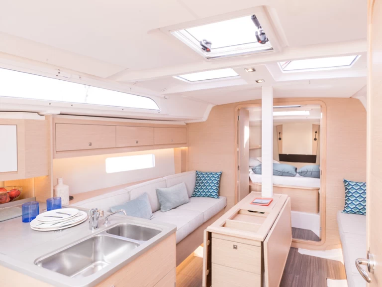 Sailboat rental in Procida - Dufour Dufour 37