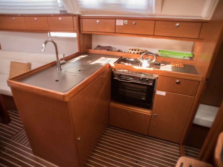 Bareboat Rental Sailboat Bavaria with a boat licence