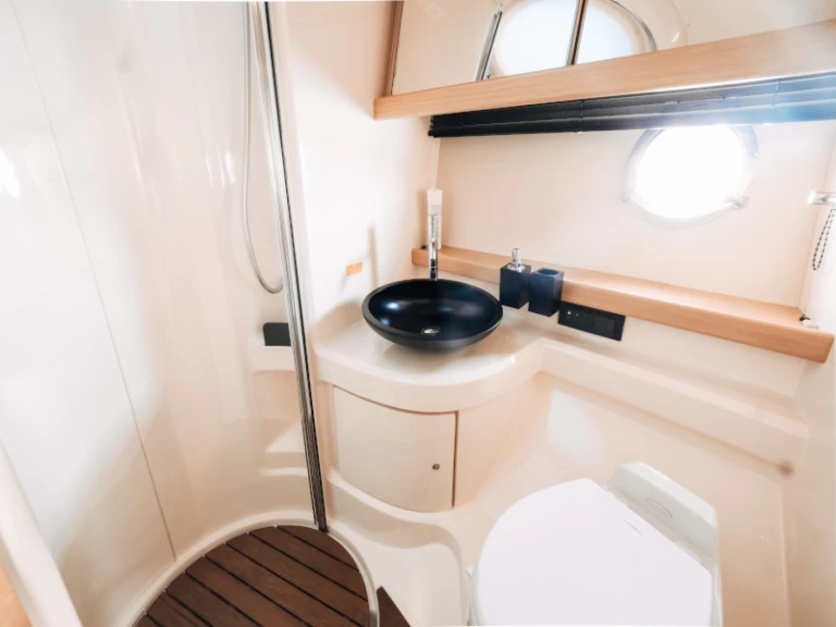 Yacht charter Seget Donji cheap Azimut 43 Fly