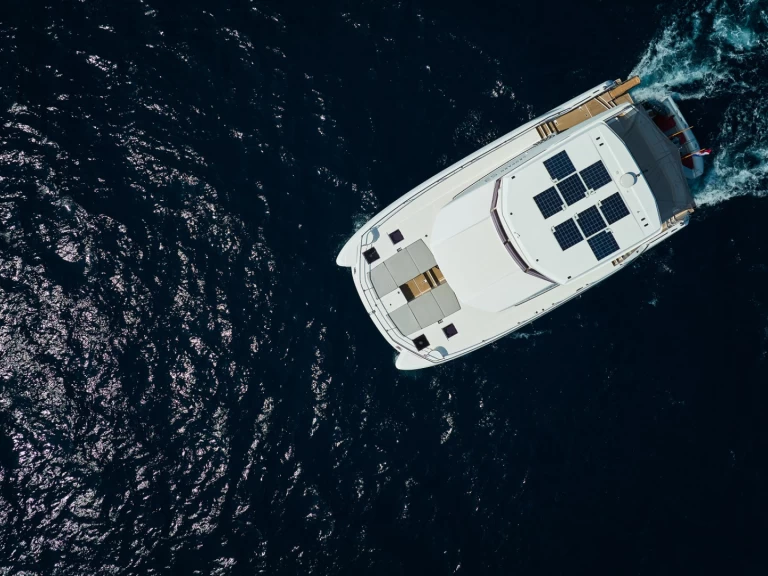 Boat rental Leopard Catamarans / Robertson & Caine Leopard 53 - OW in Seget Donji on Samboat