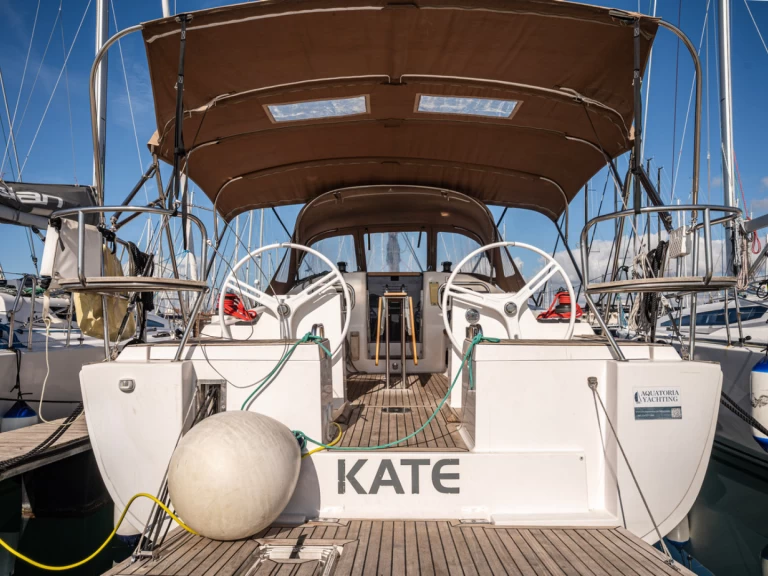 Sailboat rental with or without captain Elan Pirovac