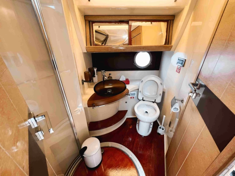 Azimut Azimut 50 charter bareboat or captained in  Dubai Marina