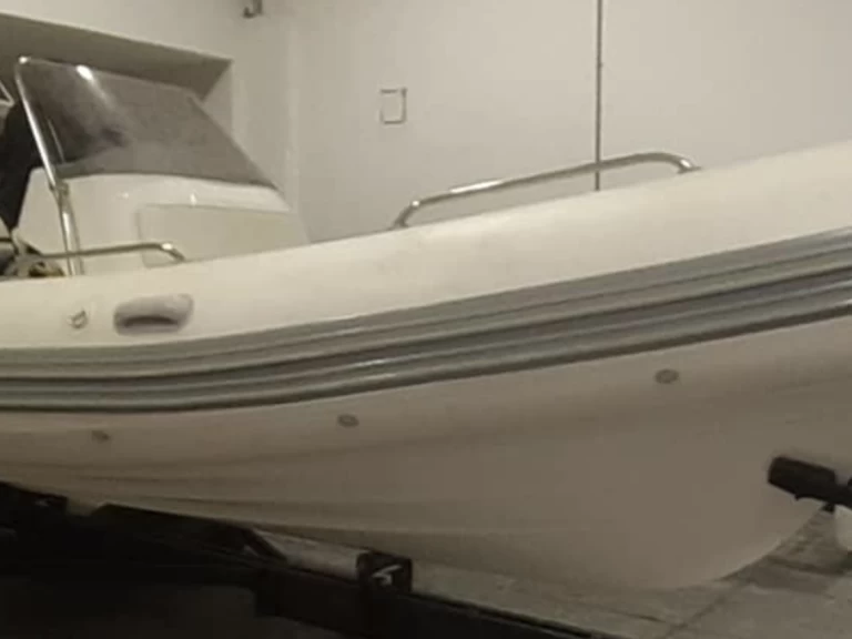 RIB rental in Baden - Brig Eagle 650 H