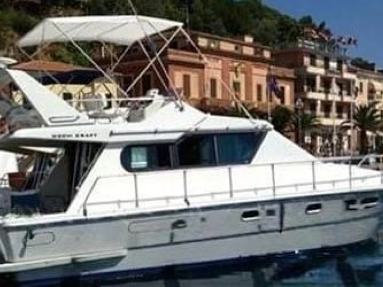 Motorboat rental in Milazzo - Mochi Craft 35 dominatr big fly
