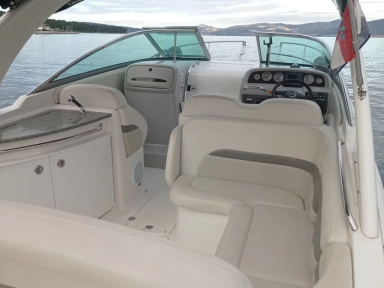 Yacht charter Split cheap 275 ssi