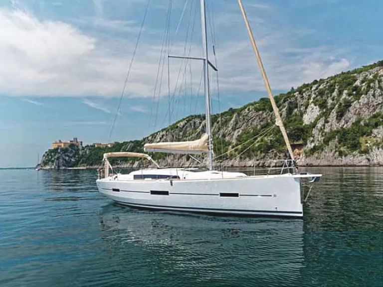 Dufour Dufour 412 Grand large[G] charter bareboat or captained in  Gouvia