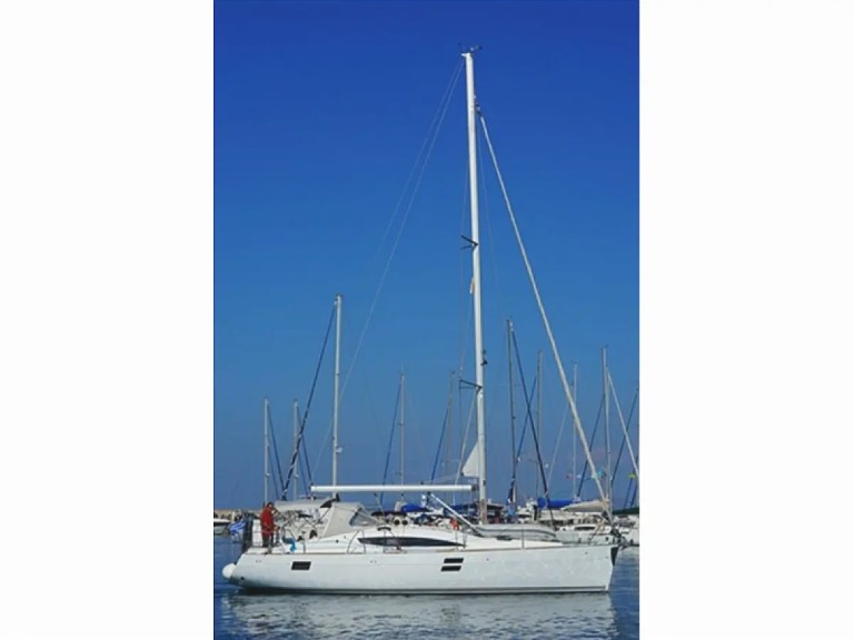 Sailboat for rent Gouvia at the best price