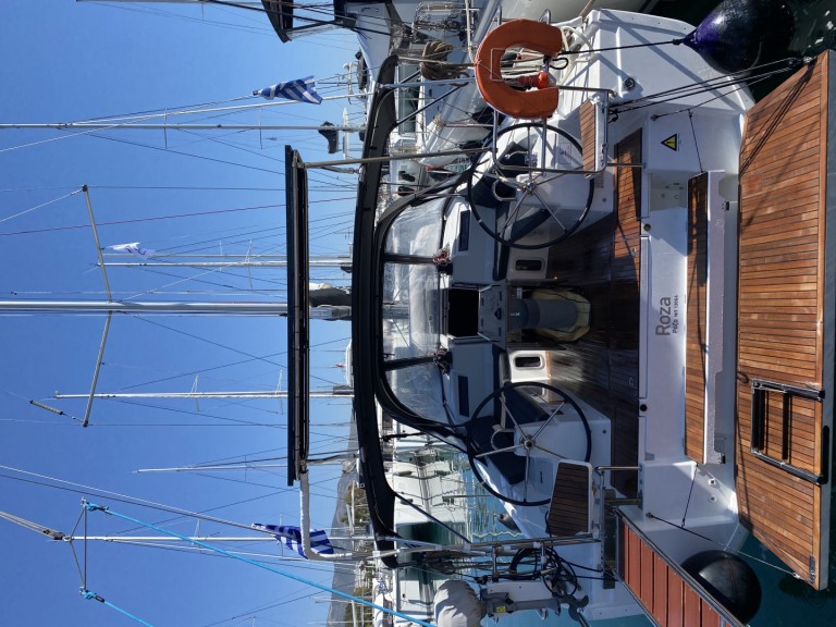 Sailboat rental with or without captain Bénéteau Alimos