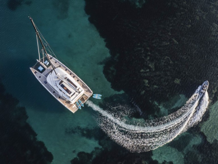 Yacht charter Ajaccio cheap Lagoon 77