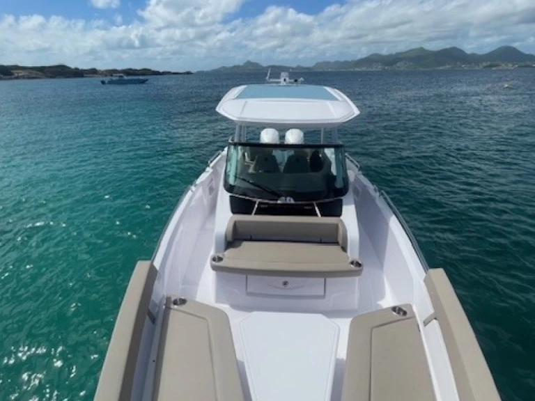 Motorboat rental in Marigot - Axopar 29 Sun Top