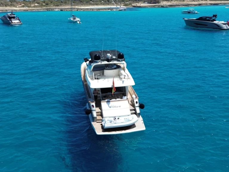 Astondoa 80 in Ibiza Town on SamBoat
