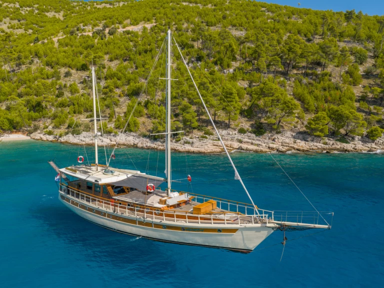 Sailboat for rent Dubrovnik at the best price