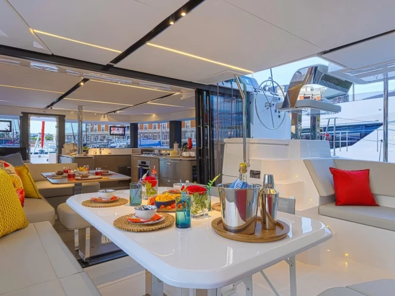 Leopard Moorings 4600 - 4 charter bareboat or captained in  Rodney Bay