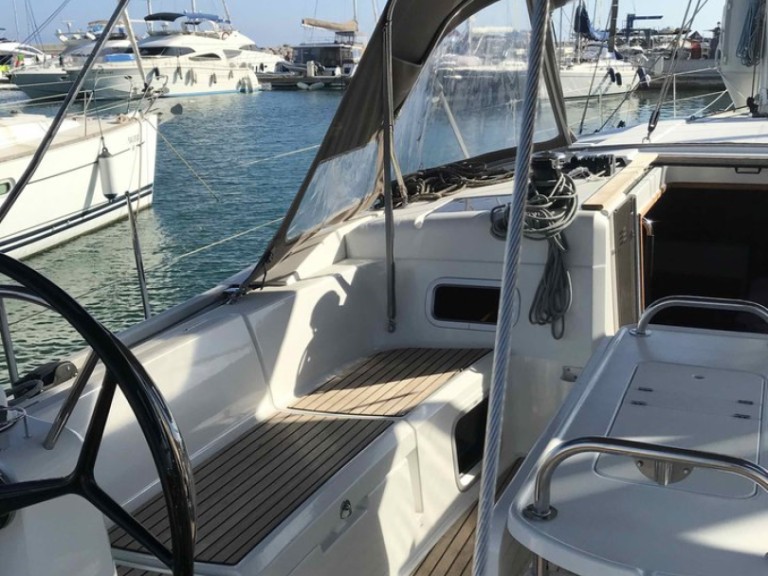 Rent a Jeanneau Sun Odyssey 519 Mykonos (Island)