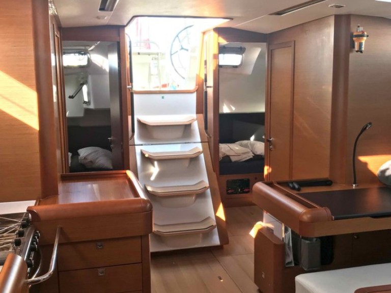 Yacht charter Mykonos (Island) cheap Sun Odyssey 519