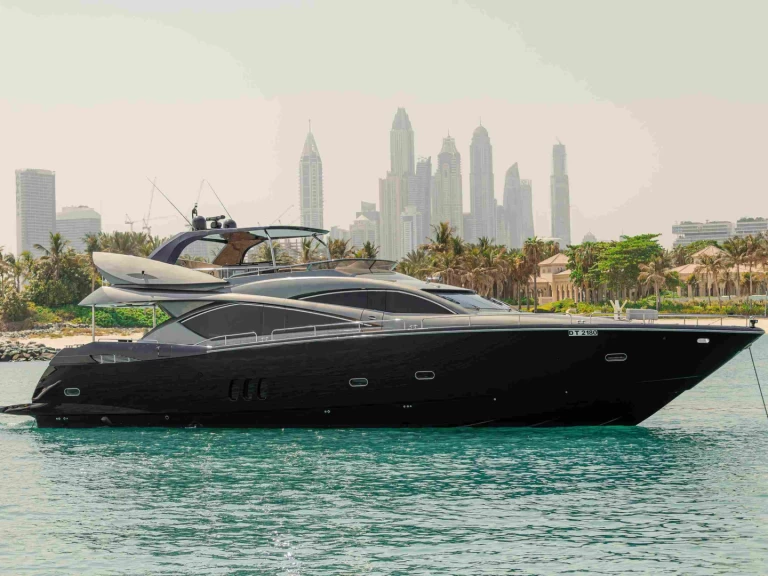 Yacht charter Dubai Marina cheap Yacht 82