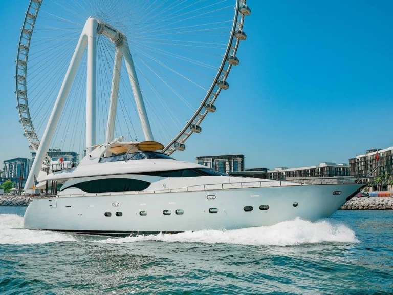 Boat rental Maiora 82 in Dubai Marina on Samboat