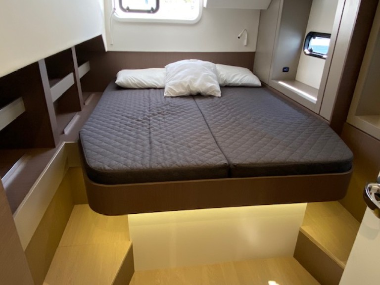 Bali Bali 4.6 charter bareboat or captained in  Provincia di Sassari