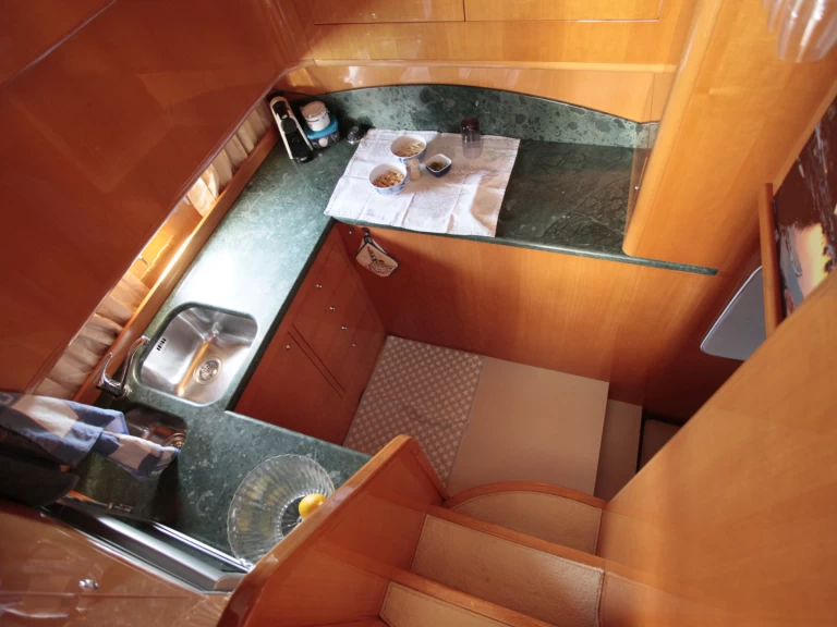 Boat rental Uniesse 55My Fly in Salivoli on Samboat