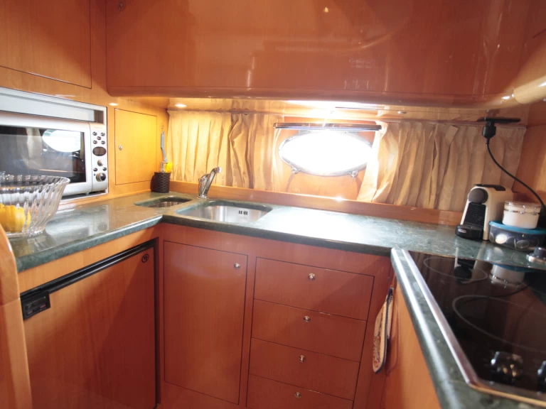 Luxury Yacht rental with or without captain Uniesse Salivoli