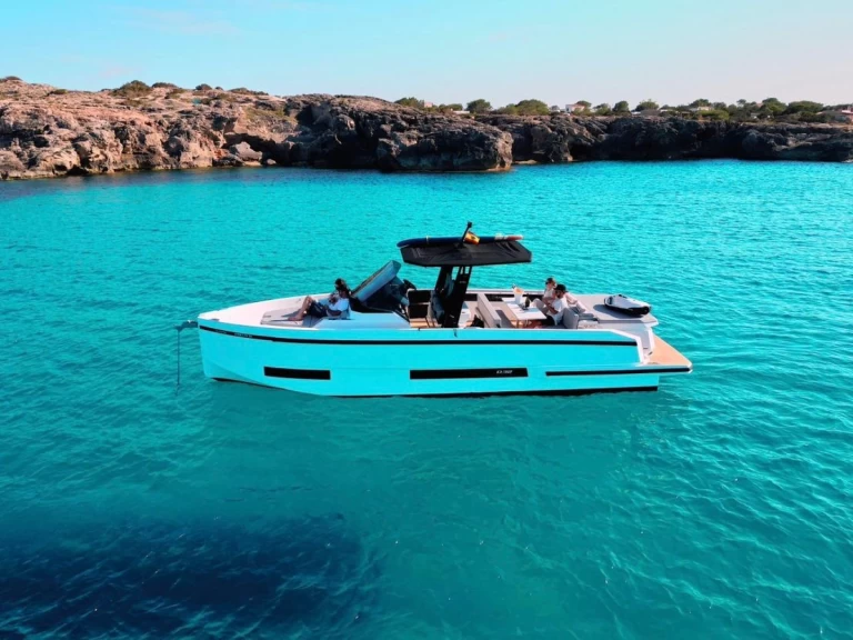 Motorboat rental with or without captain De Antonio Mahón