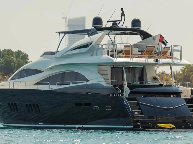Luxury Yacht rental with or without captain Sunseeker Dubai Marina