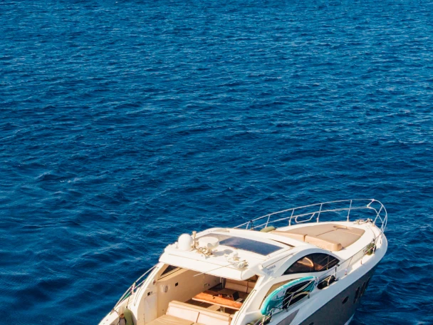 Rent a Astondoa Astondoa 53 HT Parikia