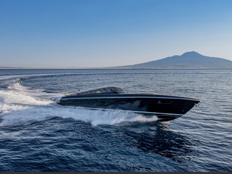 Itama 62RS charter bareboat or captained in  Tourlos