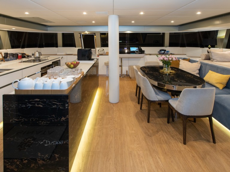 Catamaran rental in Dubrovnik - Sunreef Sunreef 60