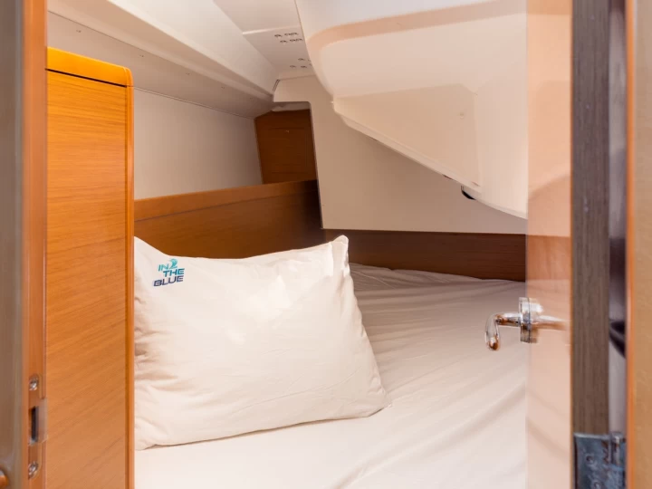 Yacht charter Punat cheap Sun Odyssey 349