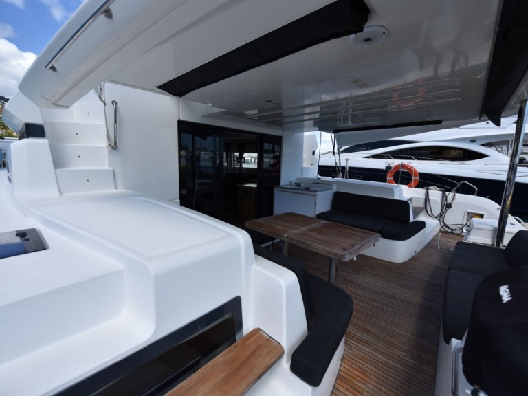 Lagoon Lagoon 50 in Airlie Beach on SamBoat