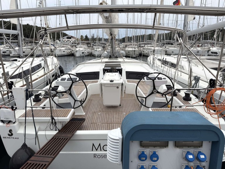 Bénéteau Oceanis 46.1 in Pula on SamBoat