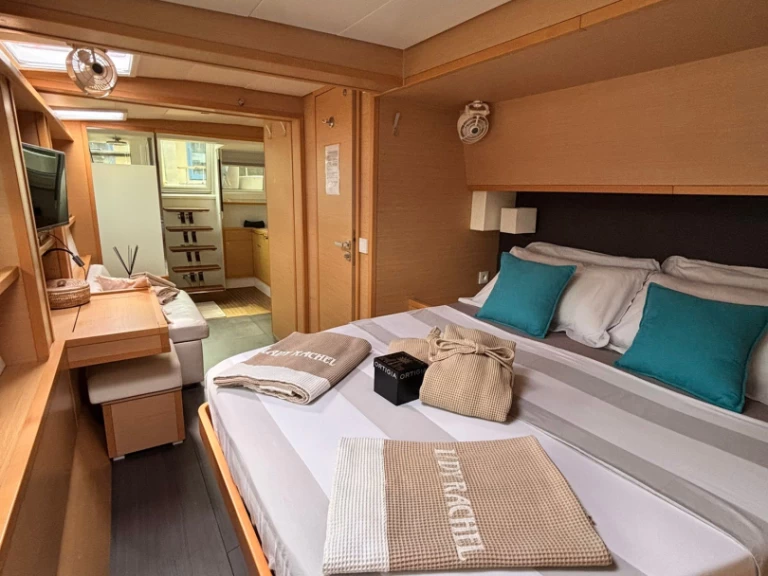 Catamaran for rent Capo d'Orlando at the best price