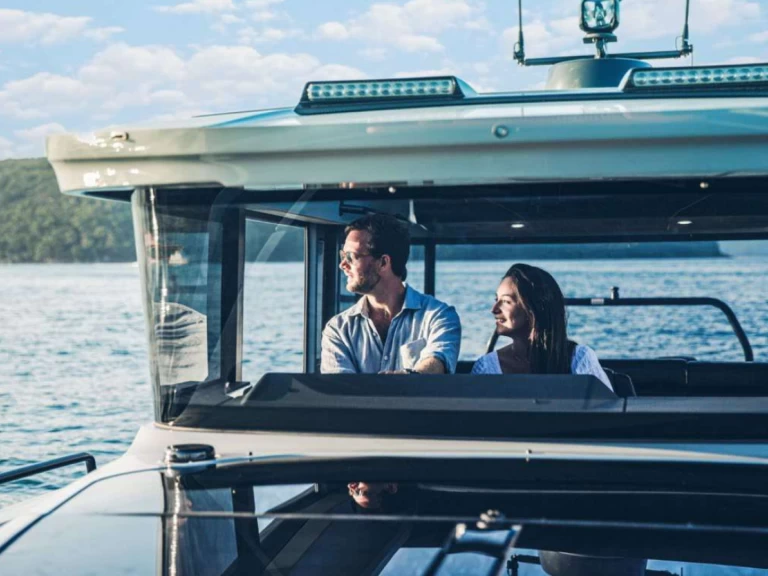 Motorboat for rent Mykonos (City) at the best price