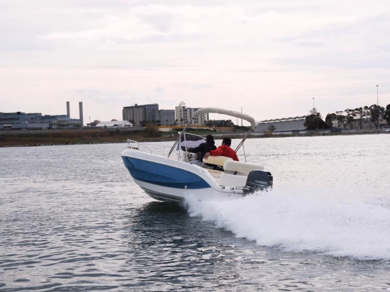 Yacht charter Sirmione cheap Marine 18