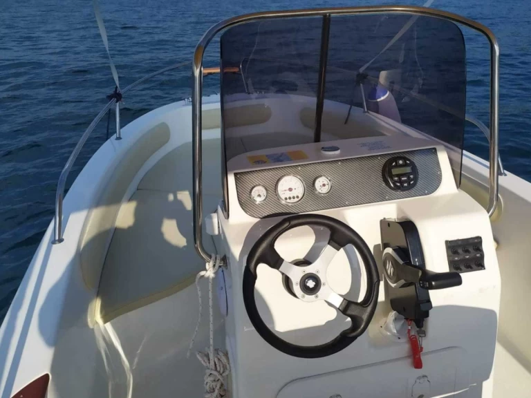 Motorboat rental in Sirmione - Mingolla Brava 18