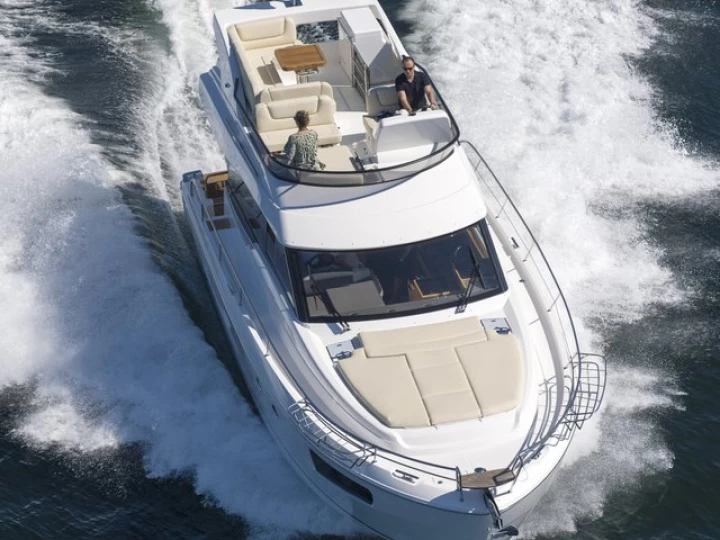 Bavaria Virtess 420 Fly in Trogir on SamBoat