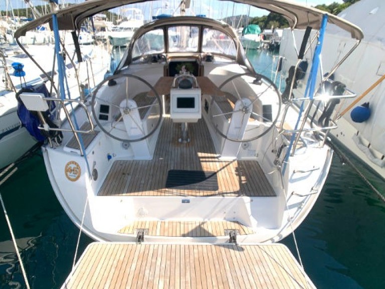 Yacht charter Rogoznica cheap Cruiser 34
