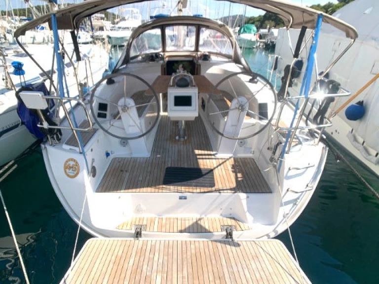 Yacht charter Rogoznica cheap Cruiser 34
